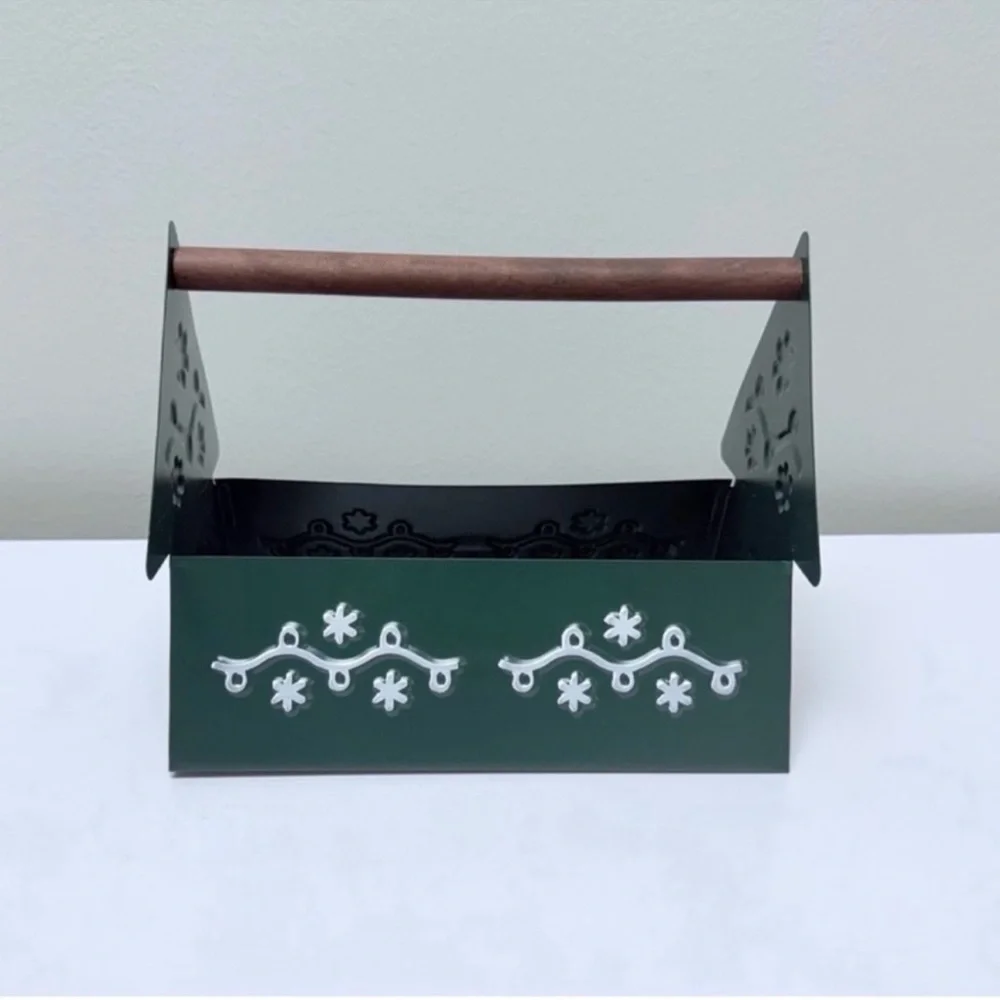 Target Bullseye Playground Christmas Green Christmas Tree Metal Caddy Basket